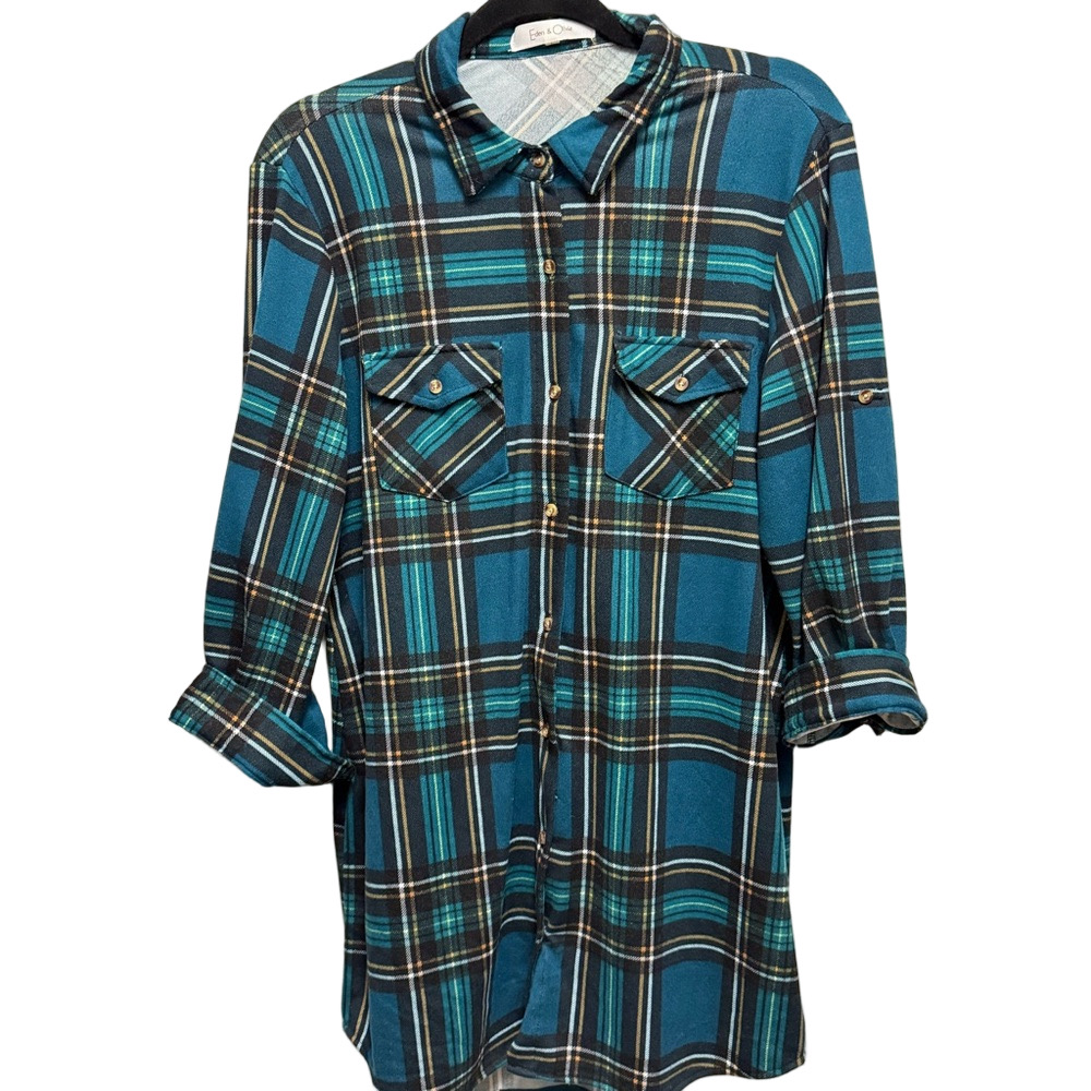 Green Plaid women’s flannel - Picture 2 of 4